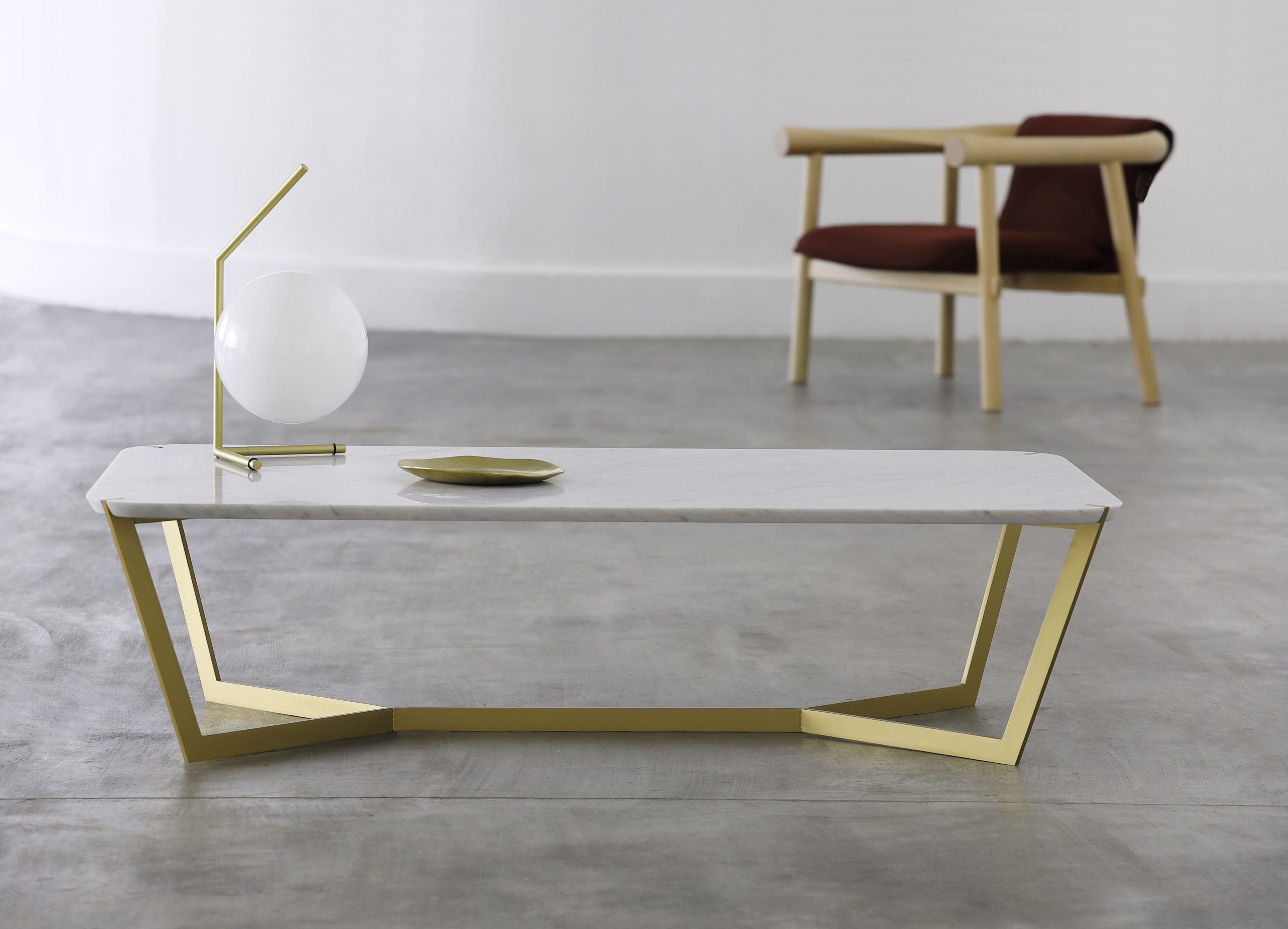 Star coffee table, golden
